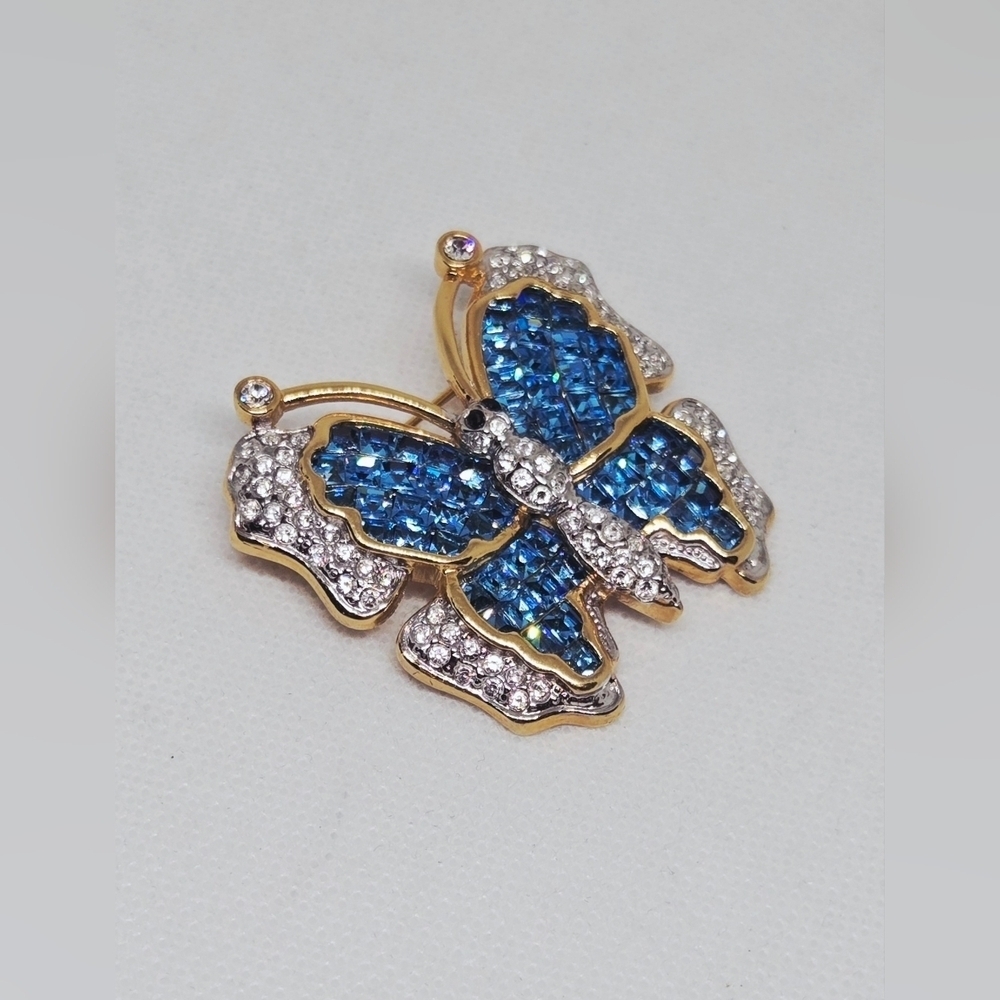 Blue Rhinestone Butterfly Brooch Gold Tone Y2K Glam Statement Costume Jewelry